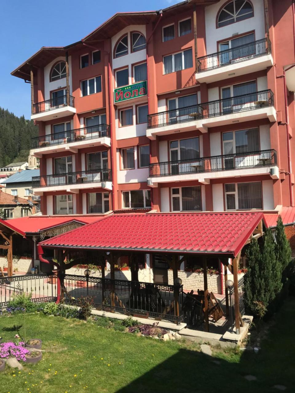 Family Hotel Yola Chepelare Eksteriør billede